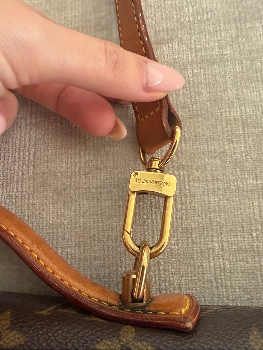 Louis Vuitton Beverly Monogram Flap Bag MM in Brown/Tan Satchel - Picture 7 of 16